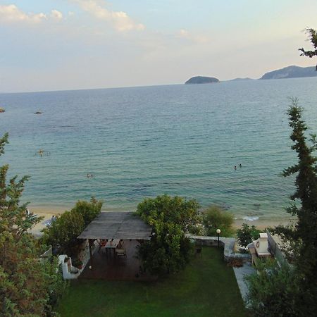 Ferienwohnung Crystal Bay PalaiónTsiflíkion Exterior foto