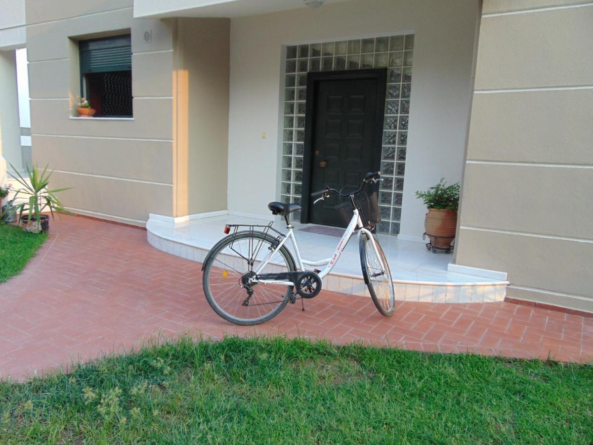 Ferienwohnung Crystal Bay PalaiónTsiflíkion Exterior foto