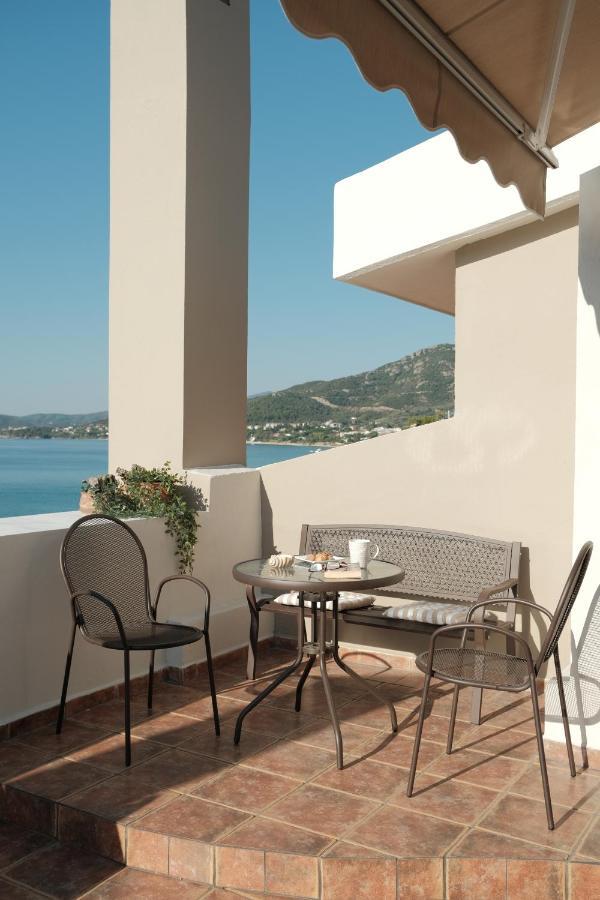 Ferienwohnung Crystal Bay PalaiónTsiflíkion Exterior foto